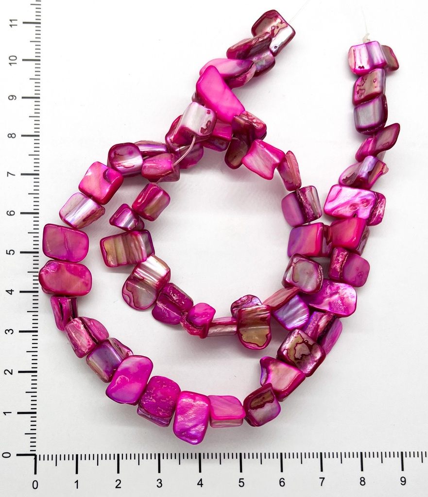 Nacar cuadradito irregular fucsia x tira