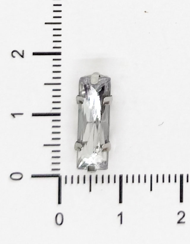 Gema engarzada plata rectangular 5x15 mm x 50un.