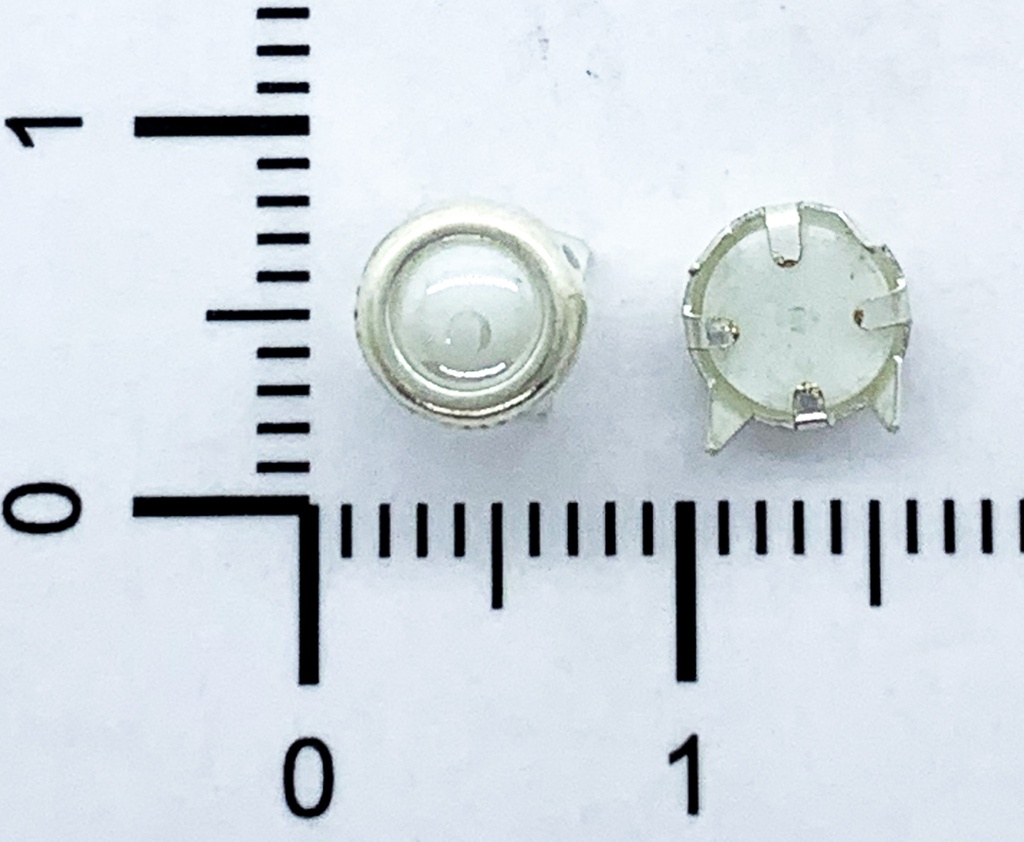 Tachas metálicas c/perla 6mm x 50 un.