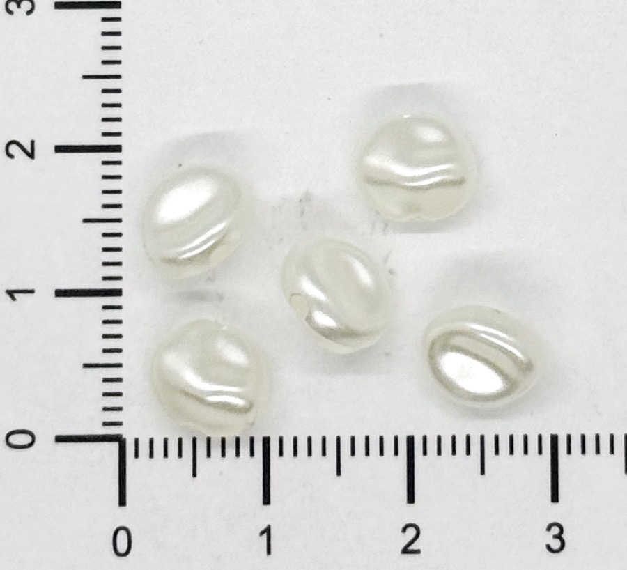 Perla de río plástica piedrita irregular 8mm #02 x 10gr