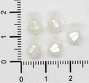 Perla de río plástica rombo facetado 6mm x 10gr.
