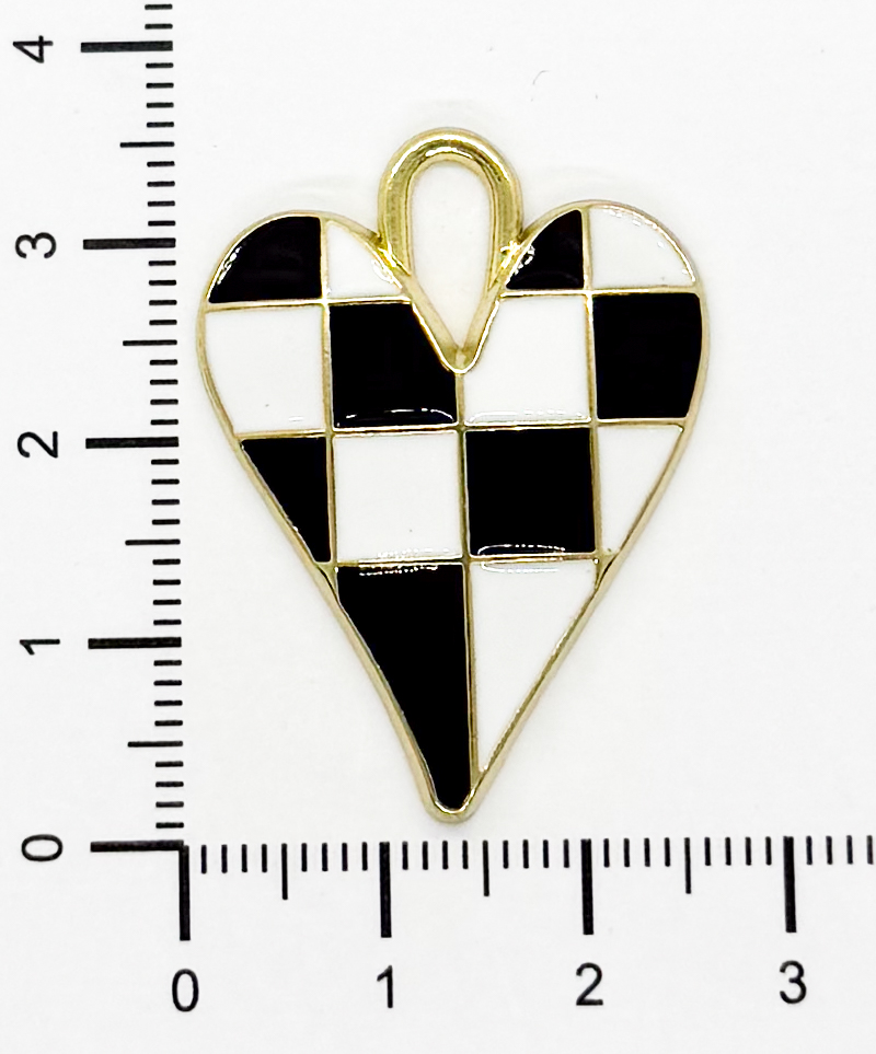 Dije esmaltado corazón cuadrillé b/n x 1un 