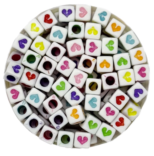 Infantil cubos corazón multicolor 6x6mm x 10gr.