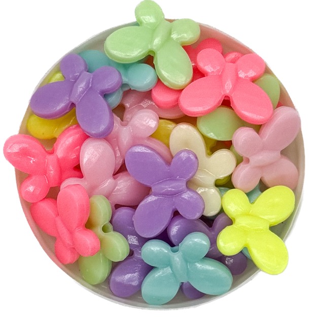 Plástico infantil pastel mariposa facetada x 10gr.