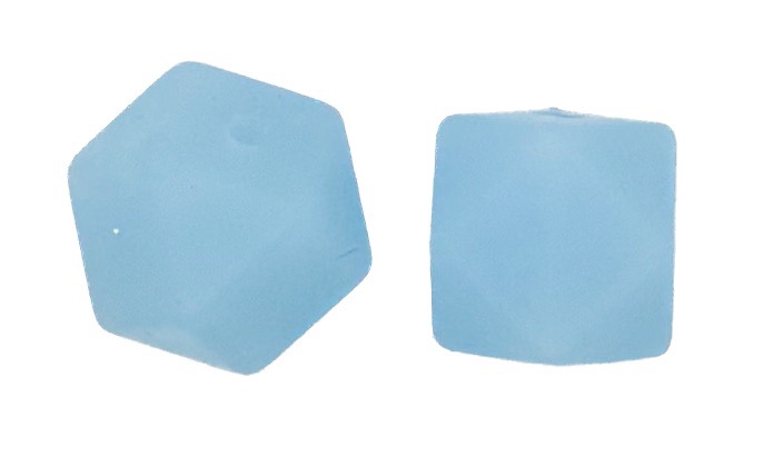 Cuenta octogonal silicona 15x15mm celeste opalino x 2 un.