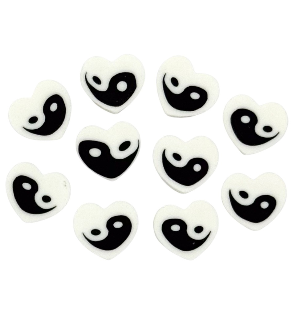 Fimo yin yan corazón b/n x 5 un.