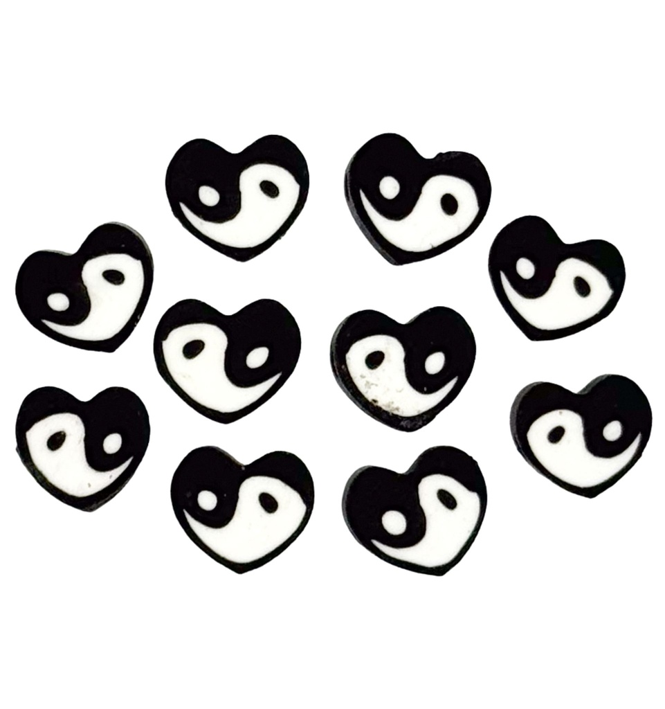 Fimo yin yan corazón n/b x 5 un.